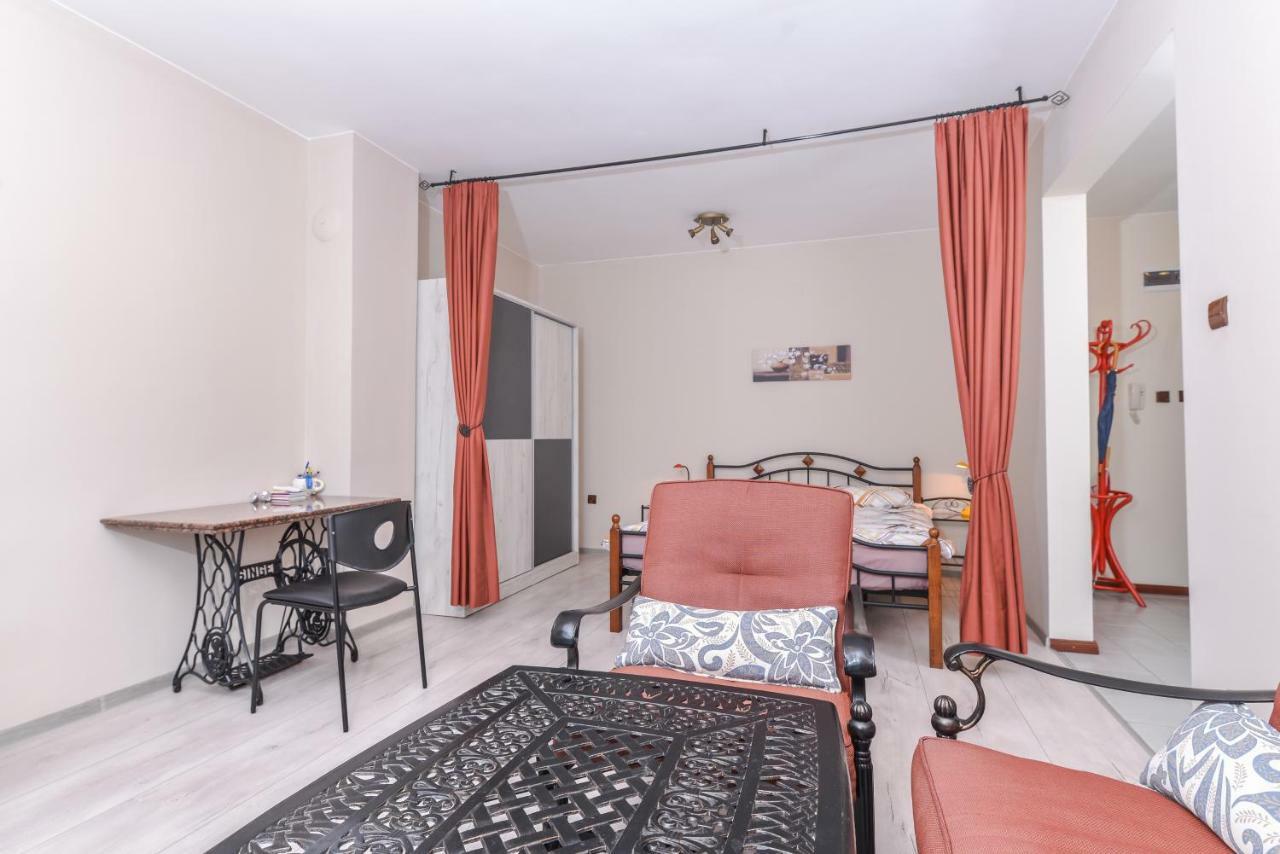 Visit Sofia Macedonia Square Central Apartment By Flat Mаnager Εξωτερικό φωτογραφία